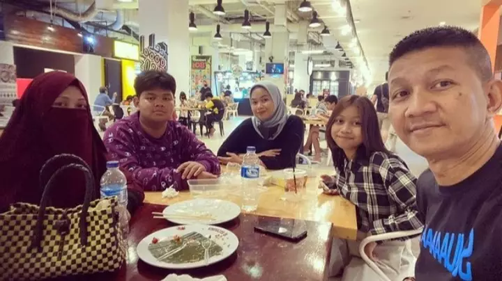 5 personel band Ungu dan anak © 2022 berbagai sumber