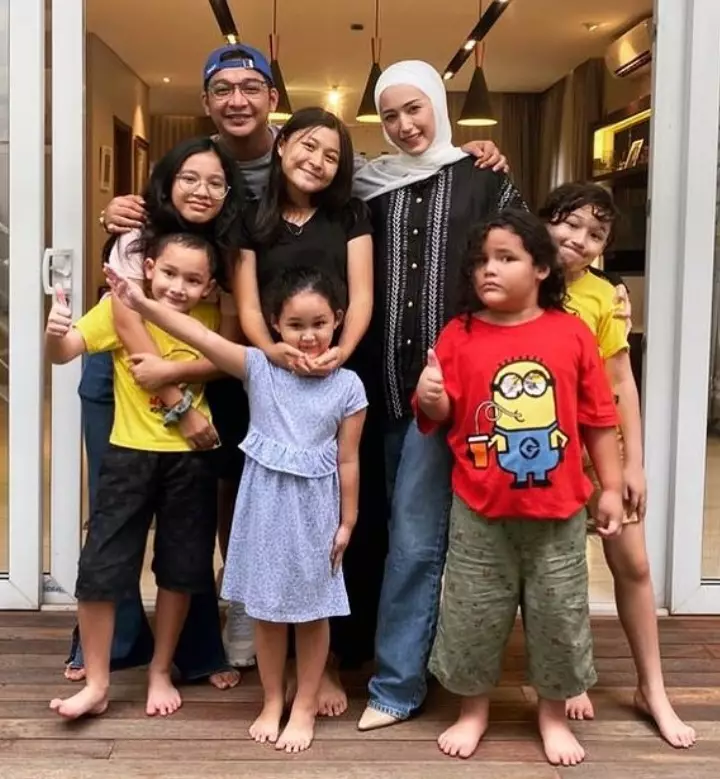 5 personel band Ungu dan anak © 2022 berbagai sumber