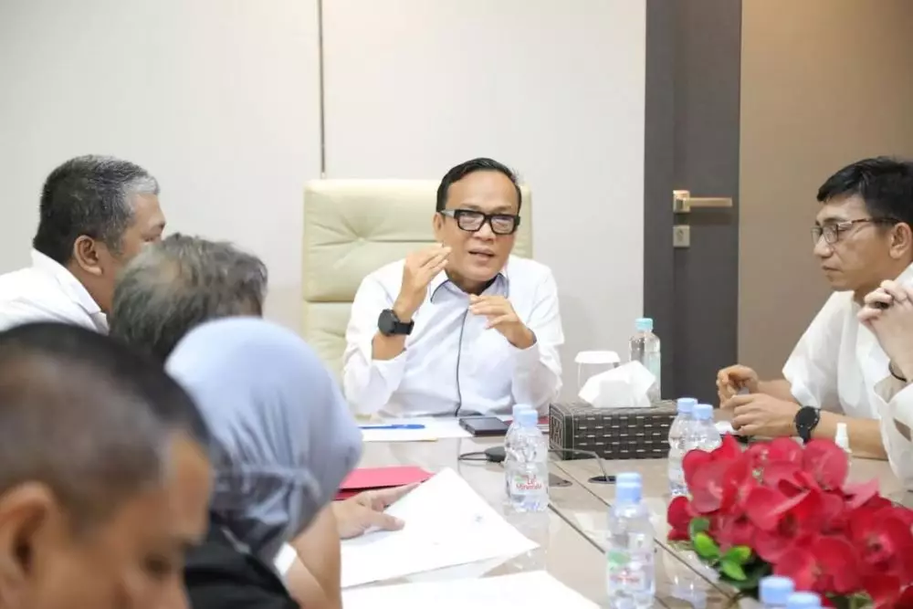 Perjalanan karier politik Immanuel Ebenezer © 2025 Instagram Perjalanan karier politik Immanuel Ebenezer © 2025 Instagram