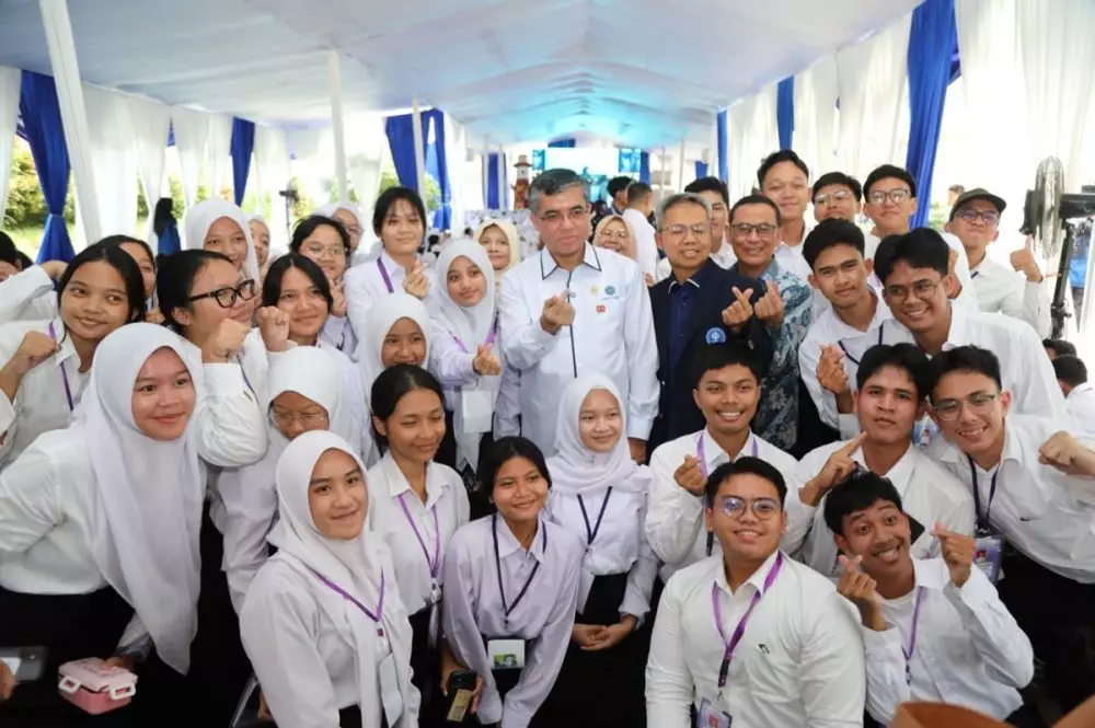 SIAPkerja Kemnaker © 2025 Kemnaker.go.id SIAPkerja Kemnaker © 2025 Kemnaker.go.id