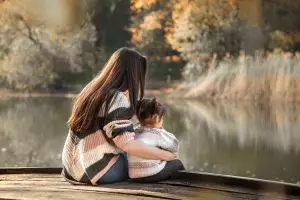 100 Kata-kata mutiara semangat hidup meski tanpa ibu, penguat hati dari rasa sedih