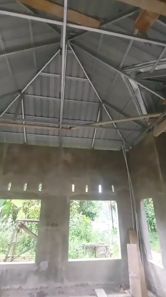 musala Nia penjual gorengan kini mangkrak © berbagai sumber musala Nia penjual gorengan kini mangkrak © berbagai sumber