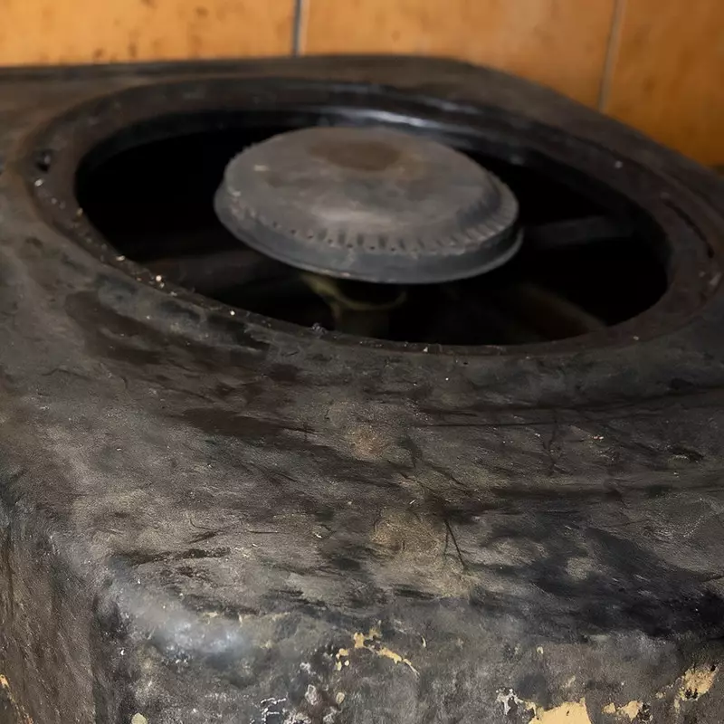 Kompor berminyak dan berkerak bisa kesat lagi seperti baru keluar toko, intip cara membersihkannya