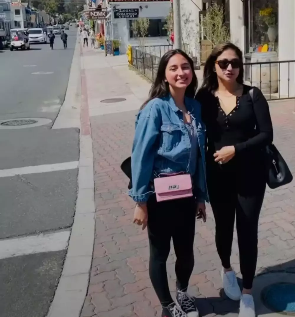 kebersamaan Rahma Azhari dan Camilla © Instagram