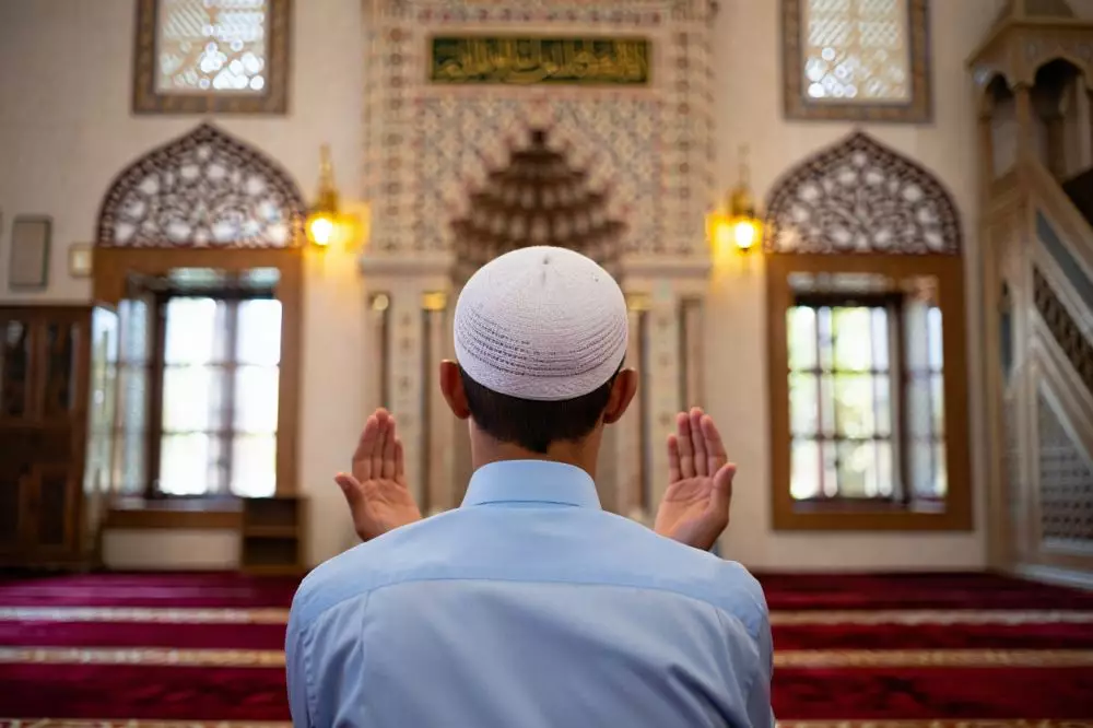 Amalan jelang Maulid Nabi 2025 © 2025 brilio.net Amalan jelang Maulid Nabi 2025 © 2025 brilio.net