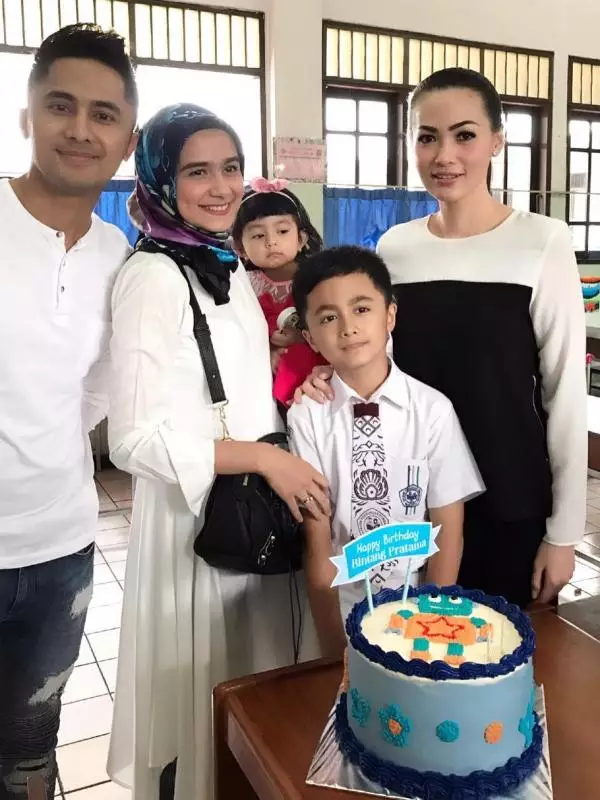 Sonya Fatmala dan Christy Jung kompak © 2025 brilio.net Sonya Fatmala dan Christy Jung kompak © 2025 brilio.net