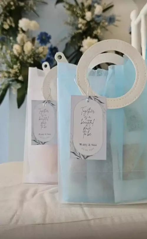 Ayudia Bing Slamet dampingi ibundanya menikah © Instagram Ayudia Bing Slamet dampingi ibundanya menikah © Instagram