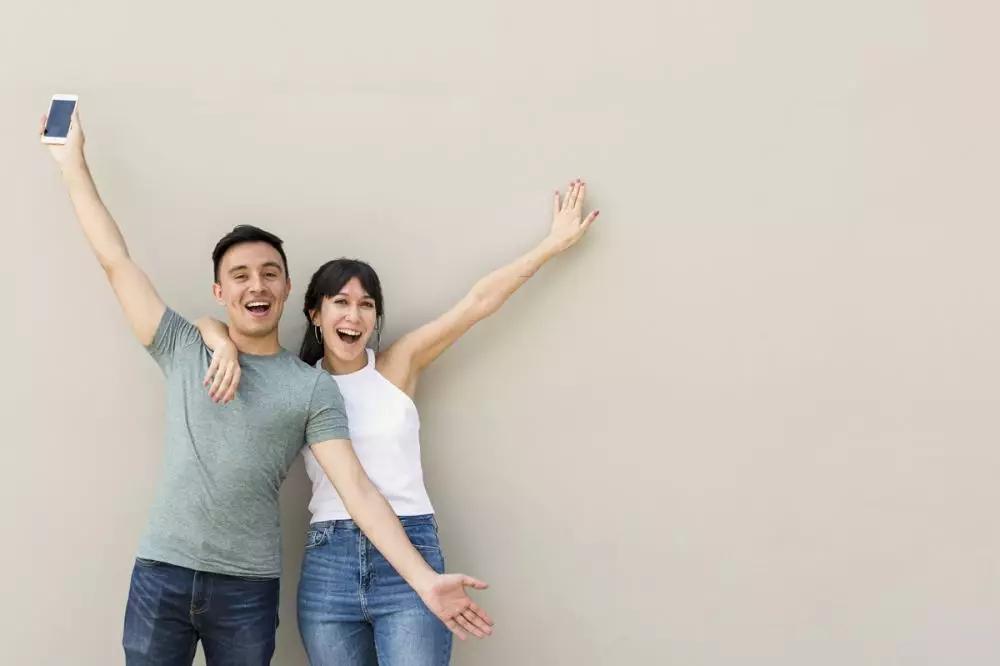 100 Kata-kata gombalan maut bahasa Inggris lengkap dengan artinya, PDKT terasa lebih manis © 2025 brilio.net