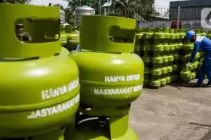 Pembelian LPG 3 kilogram wajib pakai NIK mulai 2026, Menteri Bahlil: Biar yang kaya tahu diri