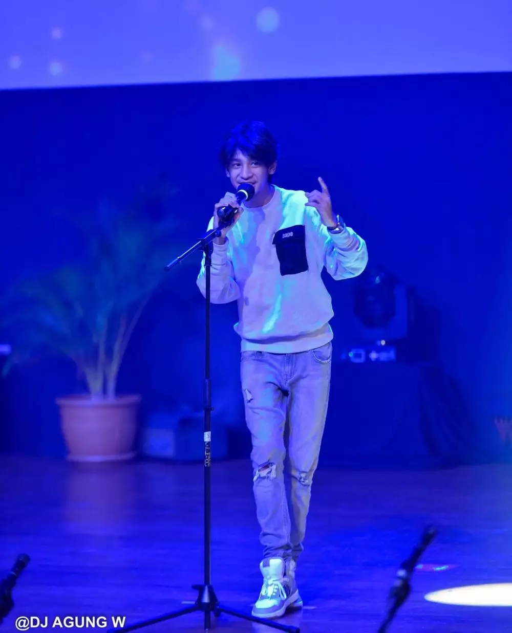 anak presenter jadi penyanyi © berbagai sumber