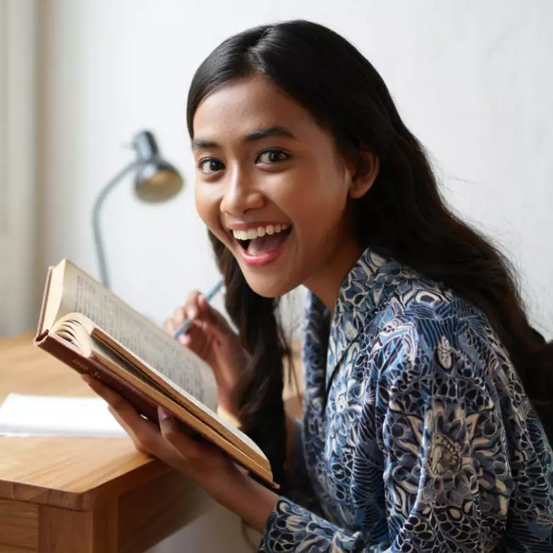 100 Motto hidup lucu bikin semangat, simpel, kocak, dan relate banget