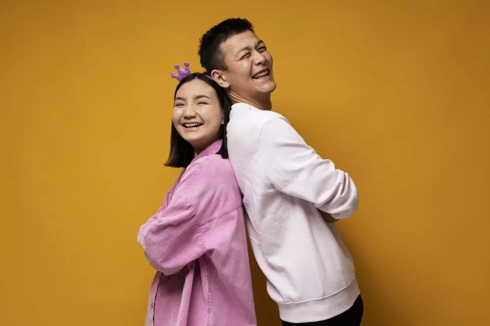 100 Kata-kata gombalan maut buat bucin susah jauh sama pasangan, baper abis © 2025 brilio.net 100 Kata-kata gombalan maut buat bucin susah jauh sama pasangan, baper abis © 2025 brilio.net