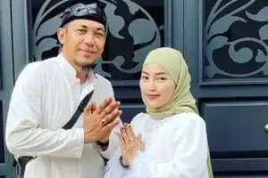 Dua pekan usai kepergian istri, suami Mpok Alpa kembali beraktivitas di dunia hiburan