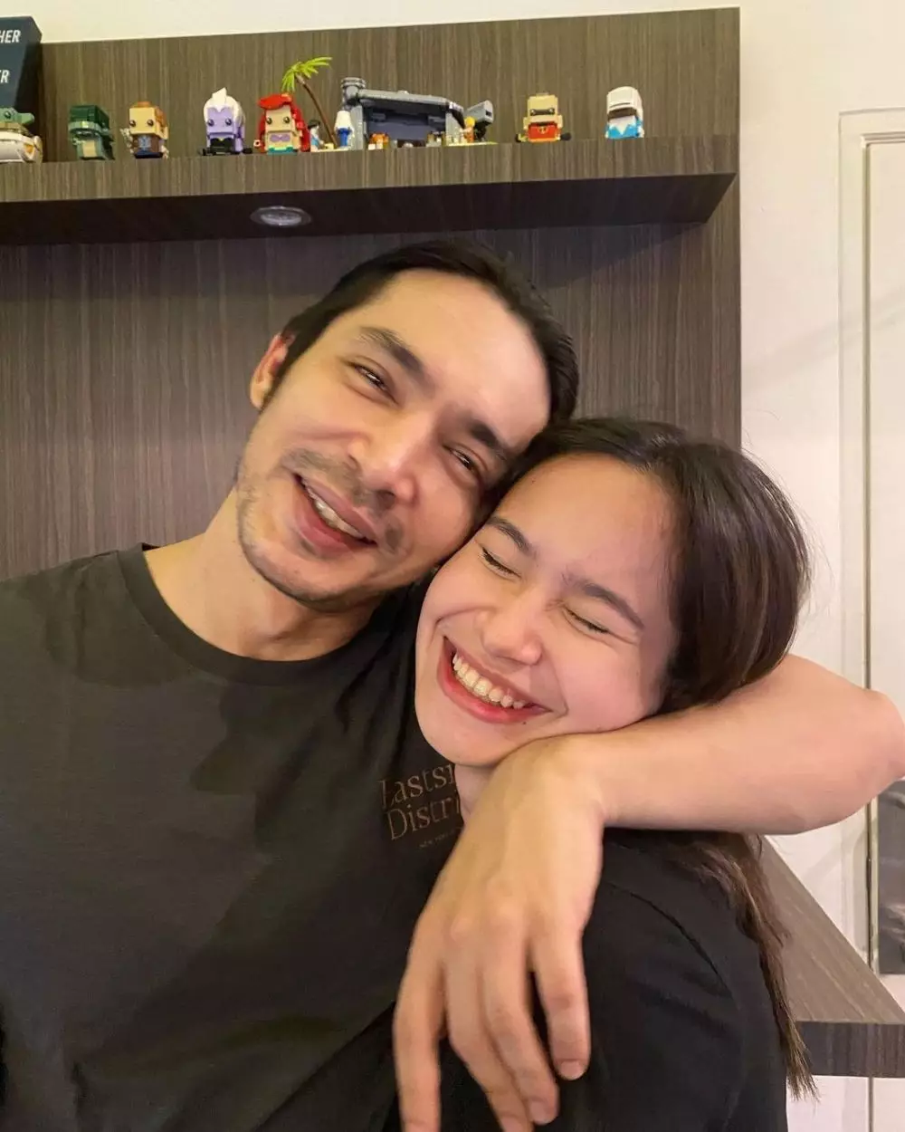 kebersamaan aktor dan anak perempuan © instagram