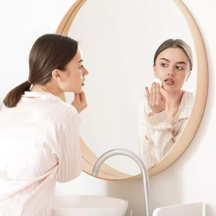 Air mawar saja nggak cukup, ini cara mengecilkan pori-pori agar tak tersumbat pakai 1 sumber protein