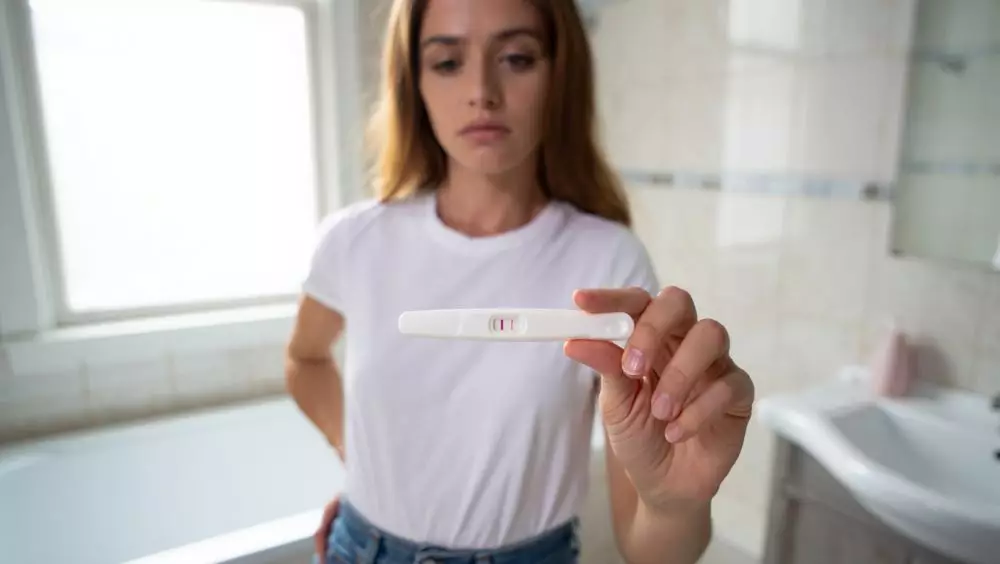 Kata-kata sedih menyentuh tentang perjuang garis dua © 2025 brilio.net