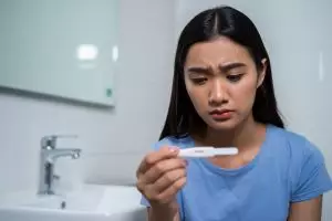 100 Kata-kata sedih menyentuh tentang perjuang garis dua, penguat hati dalam nenati momongan