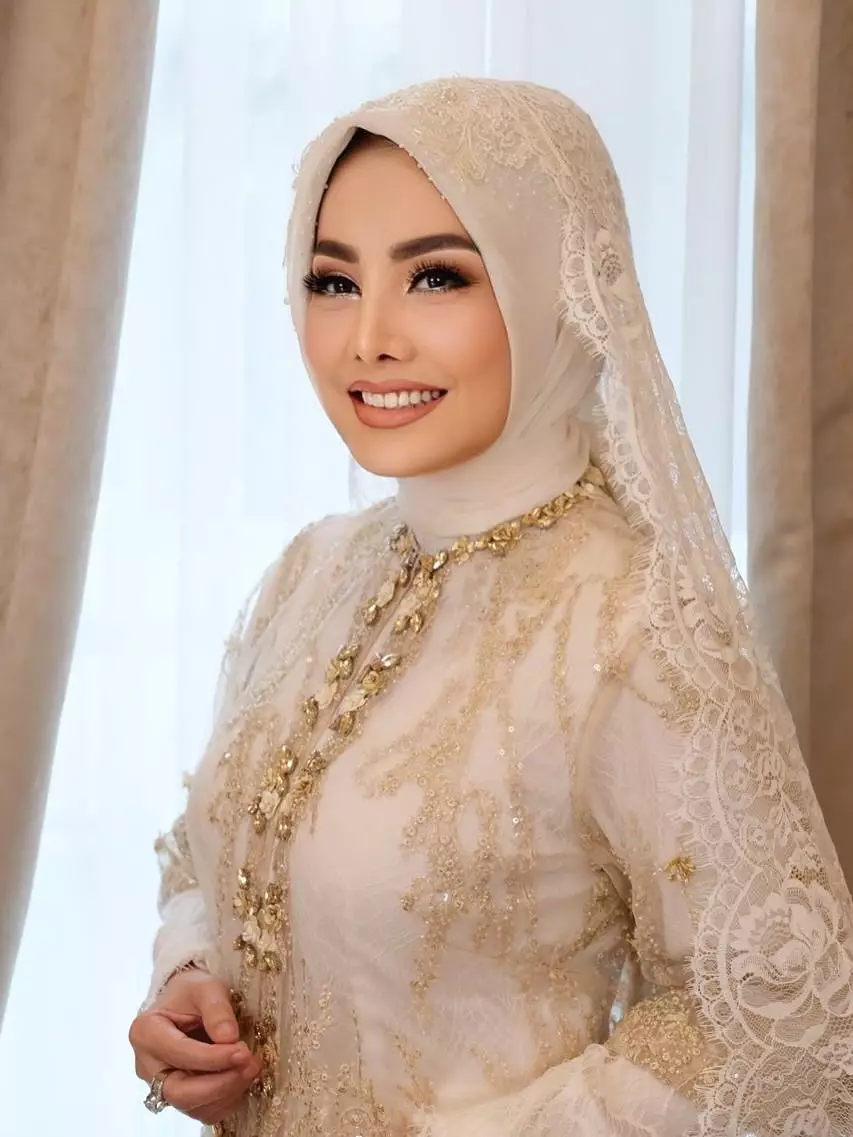 Cici Paramida diduga menikah lagi © 2025 Instagram Cici Paramida diduga menikah lagi © 2025 Instagram