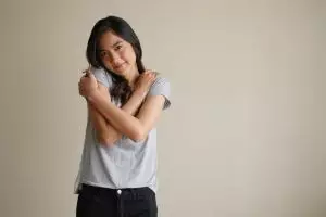 Self love itu penting, ini 100 Kata-kata mencintai diri sendiri yang bikin hidup lebih positif