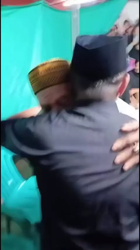 Pasha Ungu melayat ke rumah Affan driver ojol tewas © 2025 Instagram Pasha Ungu melayat ke rumah Affan driver ojol tewas © 2025 Instagram