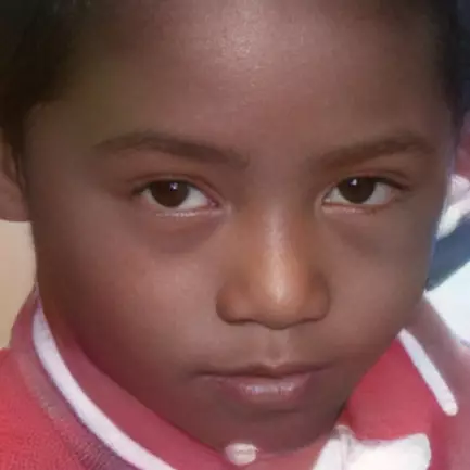 Kini penampilannya makin glowing bak pria latin, ini 9 potret dulu dan kini gaya Betrand Peto