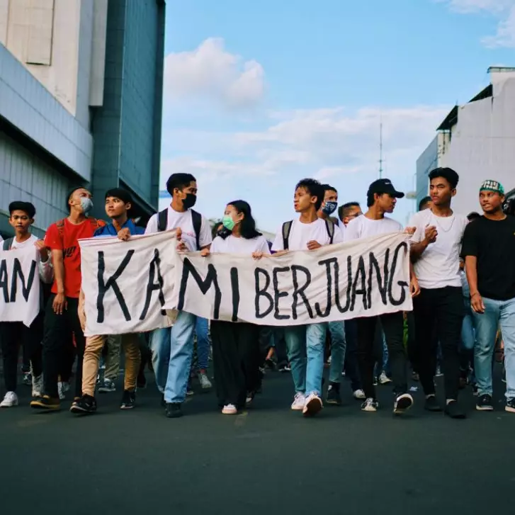 100 Kata-kata perjuangan keadilan paling menggetarkan hati 2025, bikin semangat tak pernah padam