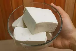 Simpan tahu biar awet tanpa direbus? ini trik rahasianya yang bikin segar berhari-hari