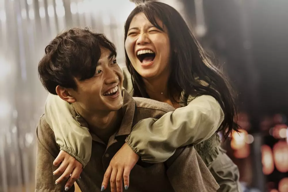 100 Kata-kata gombalan maut bikin hari cerah, bucin bukan karena pelet © 2025 brilio.net 100 Kata-kata gombalan maut bikin hari cerah, bucin bukan karena pelet © 2025 brilio.net