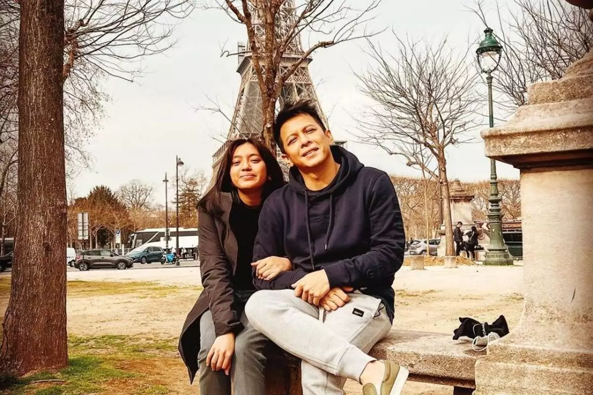 Potret kebersamaannya kayak orang pacaran, ini 8 potret seleb dan anak semata wayangnya