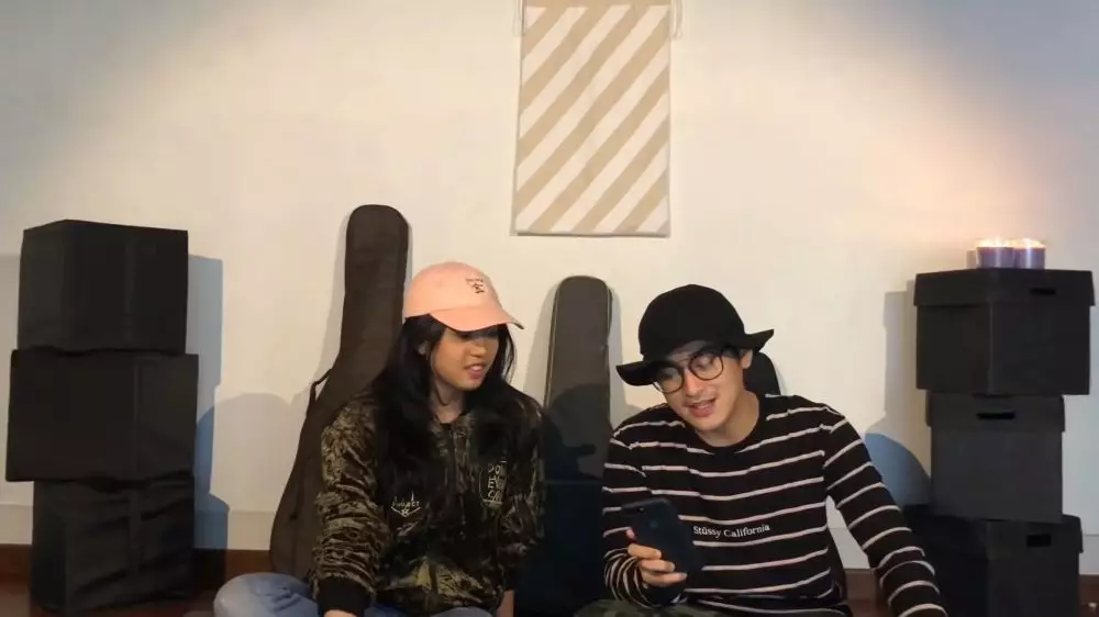 potret kebersamaan wati di ronaldowati dengan sang kakak © berbagai sumber