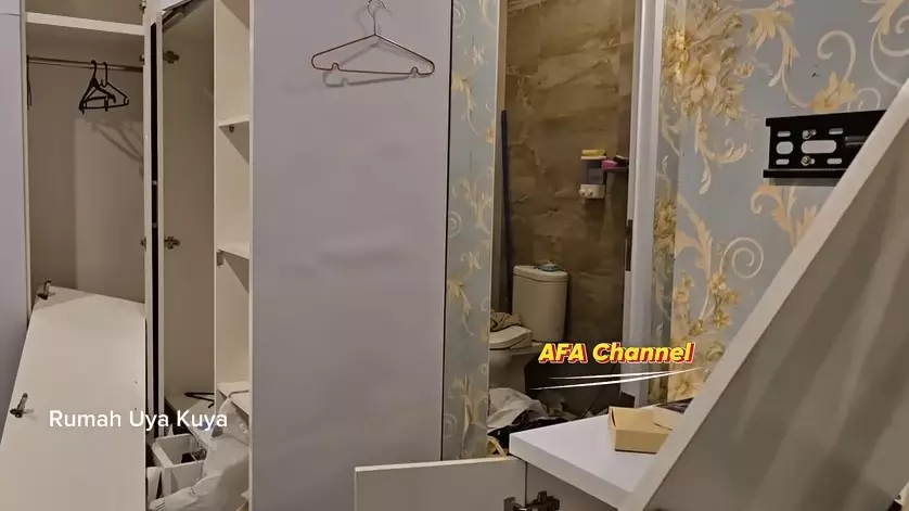 kondisi rumah Uya Kuya usai dijarah massa © berbagai sumber