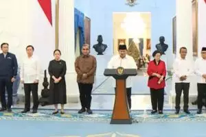 Prabowo cabut tunjangan DPR dan moratorium kunker luar negeri