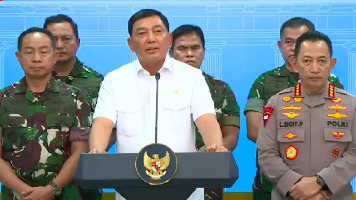 Prabowo instruksikan TNI-Polri tindak tegas perusuh dan penjarah