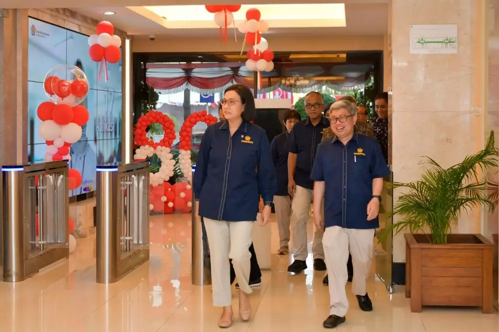 Curhat Sri Mulyani usai rumah dijarah © berbagai sumber Curhat Sri Mulyani usai rumah dijarah © berbagai sumber