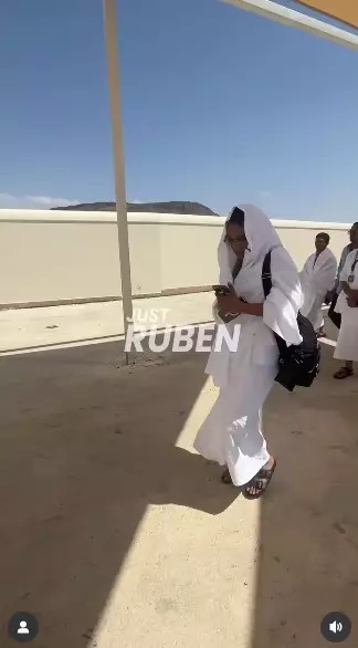 Potret khusyuk Ruben Onsu di Tanah Suci © Instagram