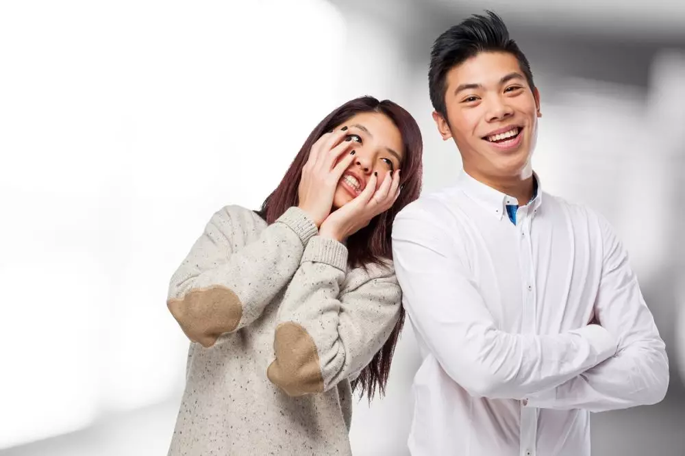 100 Kata-kata gombalan maut untuk orang tua, menyentuh hati © 2025 brilio.net 100 Kata-kata gombalan maut untuk orang tua, menyentuh hati © 2025 brilio.net