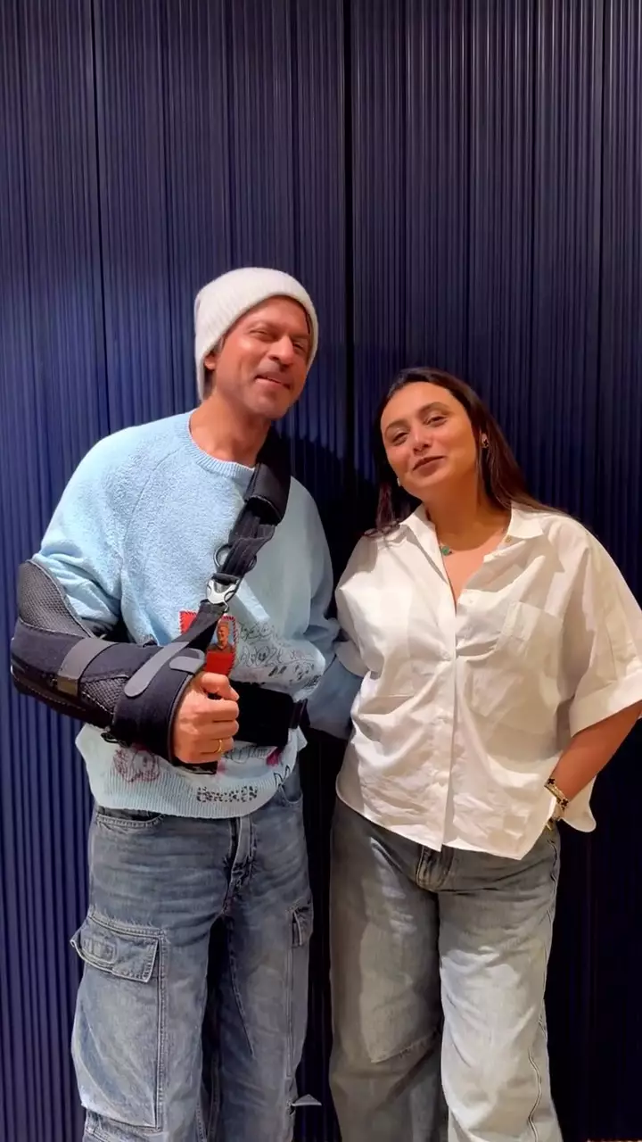 Shah Rukh Khan dan Rani Mukerji reuni © 2025 Instagram Shah Rukh Khan dan Rani Mukerji reuni © 2025 Instagram