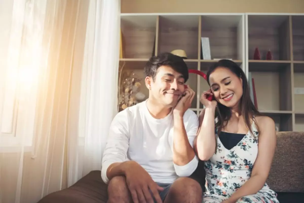 100 Kata-kata gombalan maut bikin baper bikin gagal move on