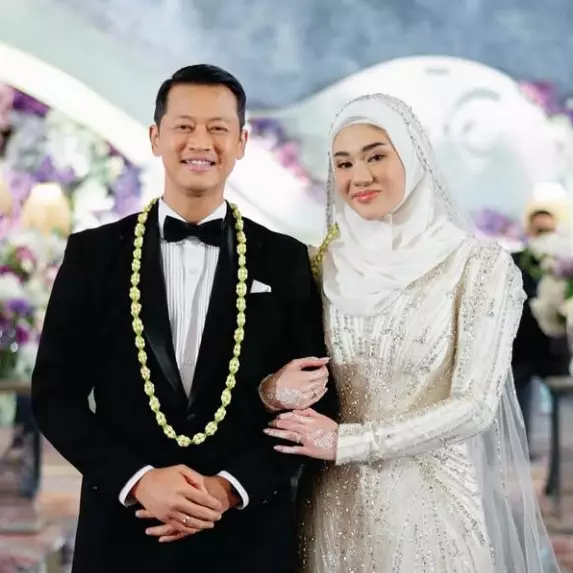 6 Potret pesohor kondangan di nikahan Clara Shinta dan Alexander Assad, ada Anies Baswedan