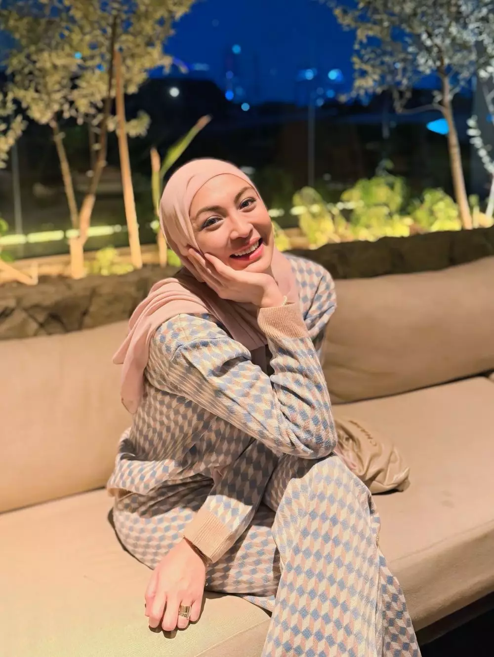 Angelina Sondakh blak-blakan ungkap gaji DPR © Instagram Angelina Sondakh blak-blakan ungkap gaji DPR © Instagram
