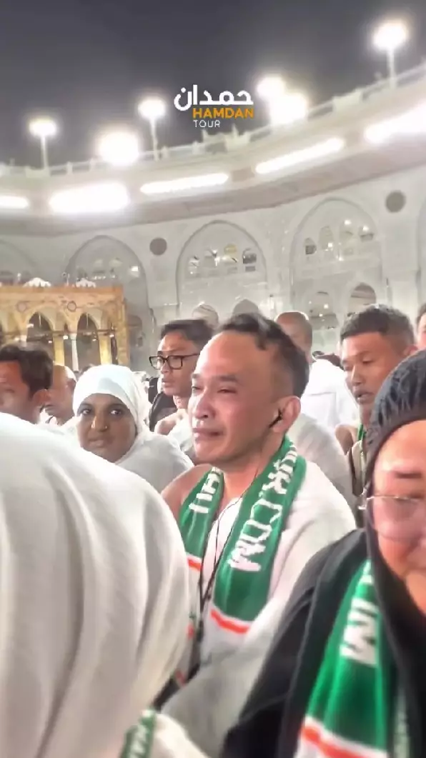 Ruben Onsu perdana sampai di Kabah © Instagram Ruben Onsu perdana sampai di Kabah © Instagram
