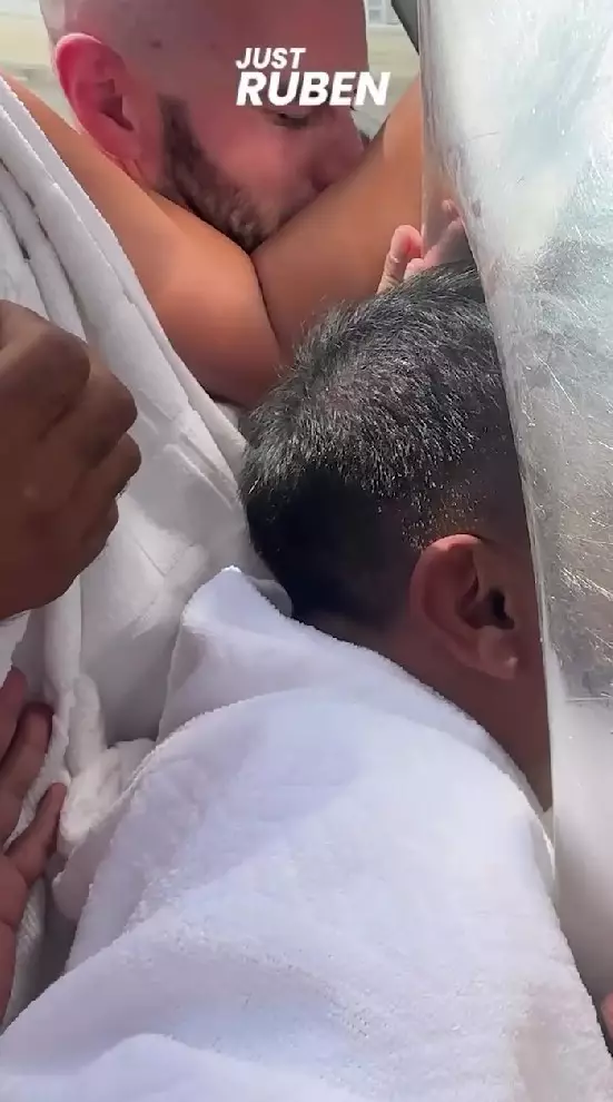 Ruben Onsu perdana sampai di Kabah © Instagram Ruben Onsu perdana sampai di Kabah © Instagram