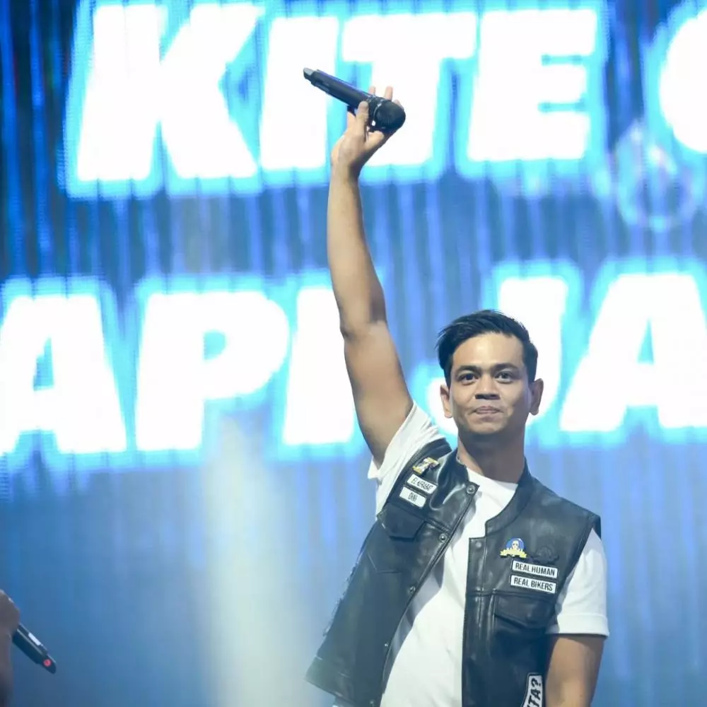 Surya Insomnia ogah jadi sekaya Raffi Ahmad © berbagai sumber Surya Insomnia ogah jadi sekaya Raffi Ahmad © berbagai sumber