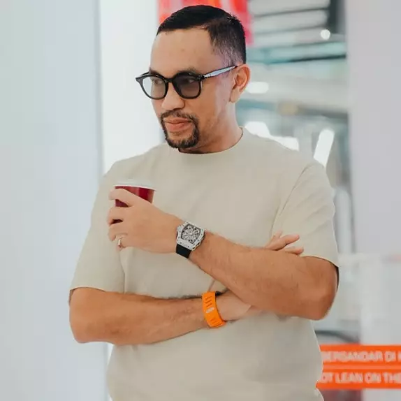 Pengakuan ibu remaja kembalikan jam tangan Rp11,7 M milik Sahroni, ungkap anaknya tak berniat mencuri