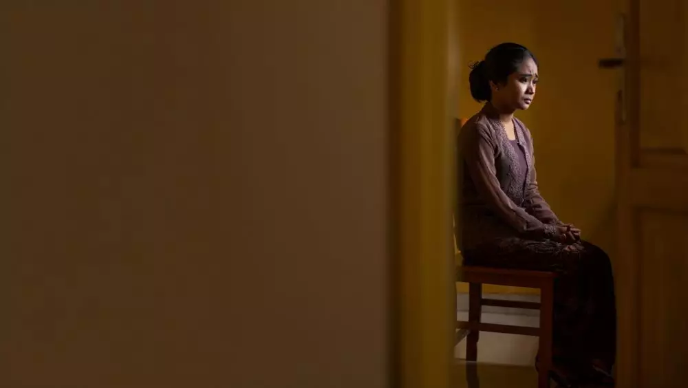 Kata-kata sad story soal cinta dan kehidupan © 2025 brilio.net Kata-kata sad story soal cinta dan kehidupan © 2025 brilio.net