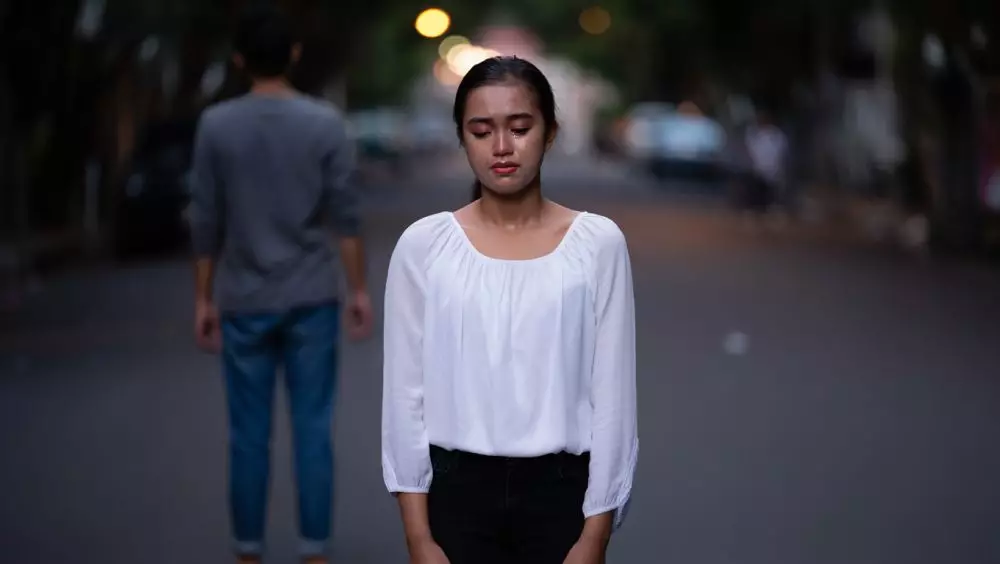 Kata-kata sedih ditinggal orang yang dicintai © 2025 brilio.net