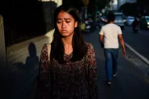 100 Kata-kata sedih ditinggal orang yang dicintai, curahan hati paling dalam