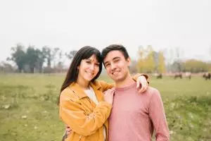 100 Kata-kata gombalan maut bikin baper di mobil, romantis dan buat candu