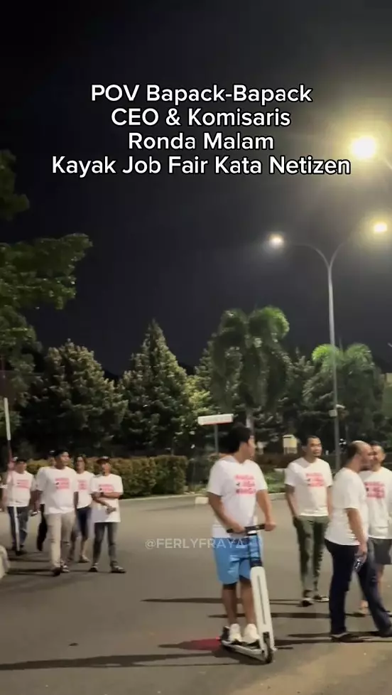 bapak-bapak CEO dan komisaris jaga komplek © TikTok bapak-bapak CEO dan komisaris jaga komplek © TikTok