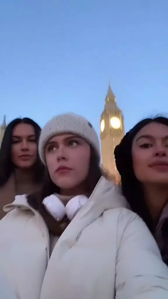 Potret terbaru Manuella Aziza anak kedua Sophia Latjuba © 2023 brilio.net